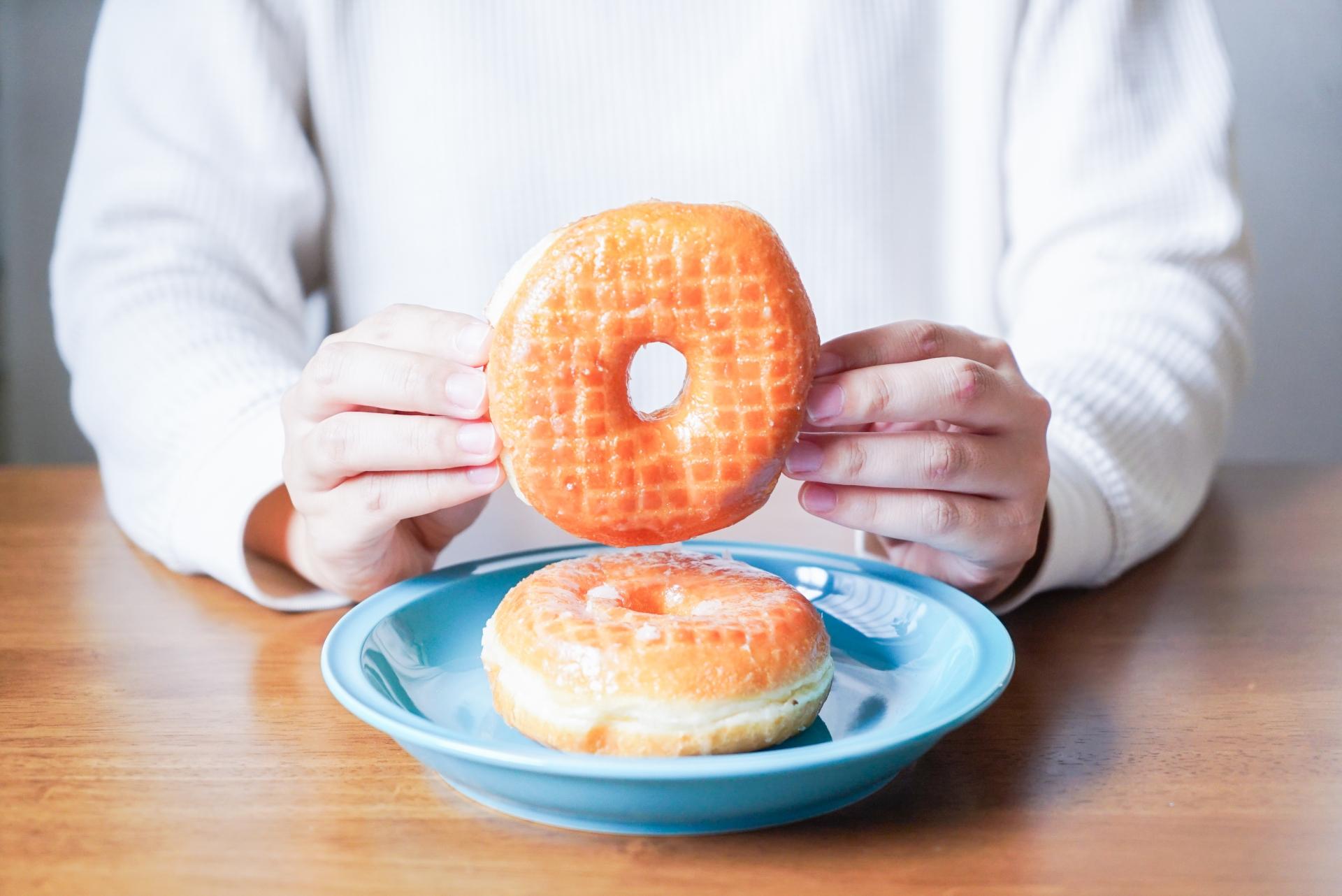 過食にさようなら : 止まらない食欲をコントロールする Amazon.co.jp: 過食にさようなら-止まらない食欲をコントロール