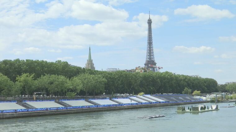 パリ五輪26日開幕、開会式のセーヌ川は準備着々　当日は警察官だけで4万5000人が配置の画像