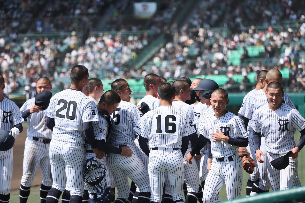 至学館高校野球部　半袖セット Yahoo!オークション - 甲子園出場校 愛知県 至学館高校 野球部