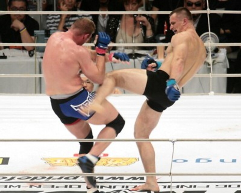 PRIDE 無差別級GP 決勝戦 ポスター 格闘技通信 ミルコ・クロコップ DREAM | 選手データ | アメリカ出身の選手一覧