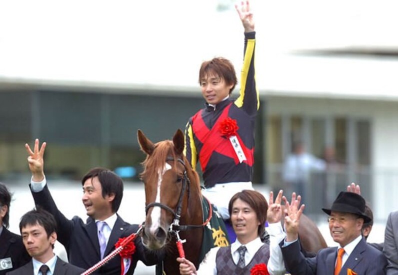 オルフェの背で味わった希望と絶望 池添が三冠 逸走 有終の有馬を語る スポーツナビ