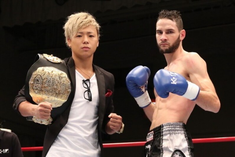 【超希少】uhlsport製韓国軍部　支給トレーニングウェア Kリーグ光州尚武 金泉尚武のクォン・チャンフン、Kリーグ2ラウンドベスト11に選出