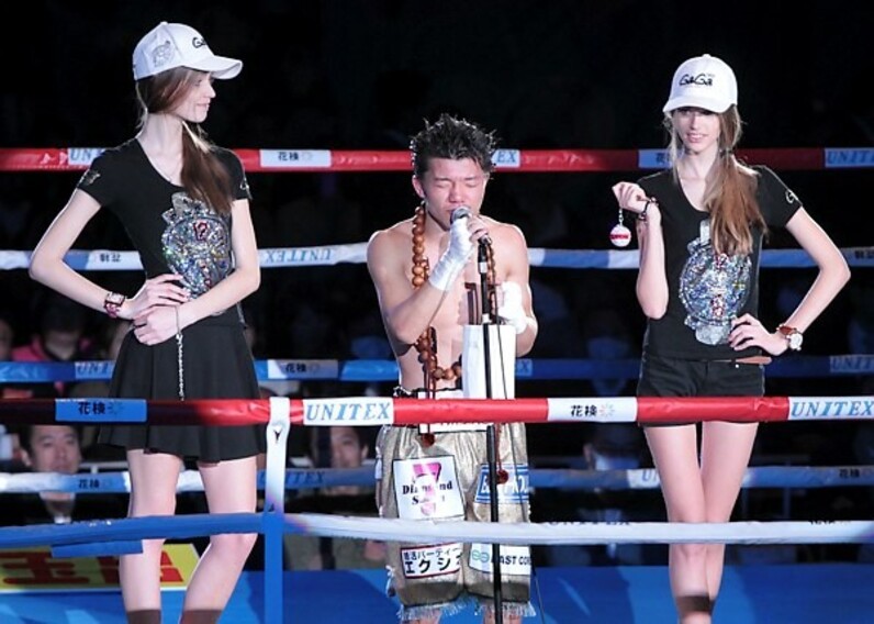 ボクシング日本タイトル戦ポスター 亀田興毅後楽園ホール初登場