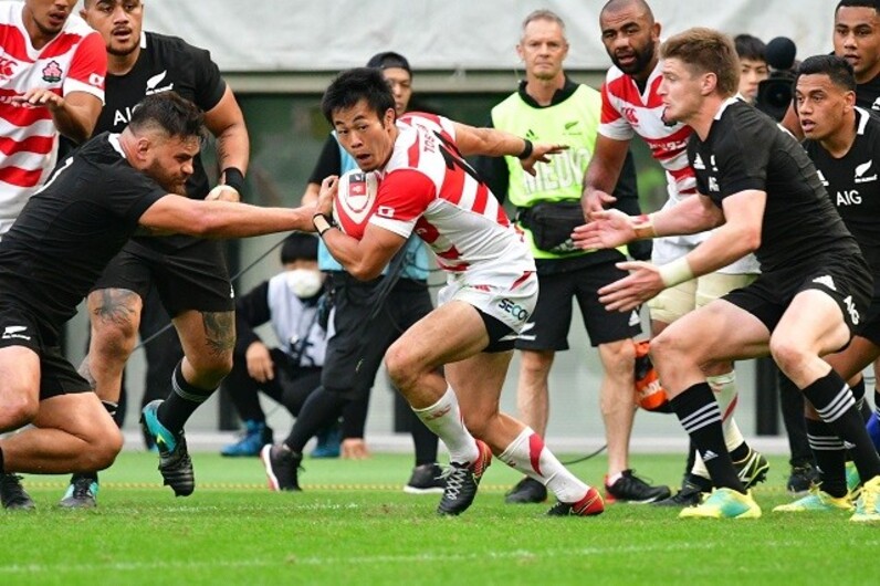 日本代表が苦しんだ“グレーゾーン” 世界王者オールブラックスと 日本代表が苦しんだ“グレーゾーン” 世界王者オールブラックスと