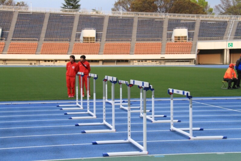 世界リレー】正式種目の男女混合シャトルハードルリレー、世界初