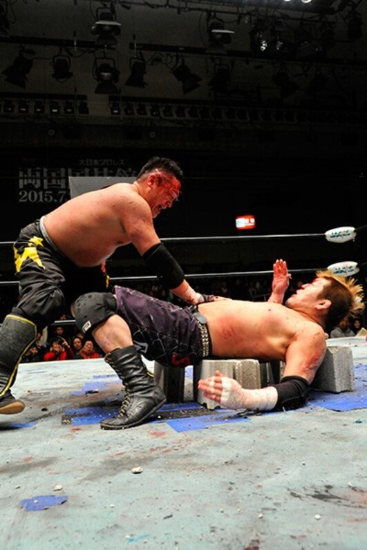 大日本プロレス】宮本が沼澤との針地獄デスマッチ制しV5＝伊東