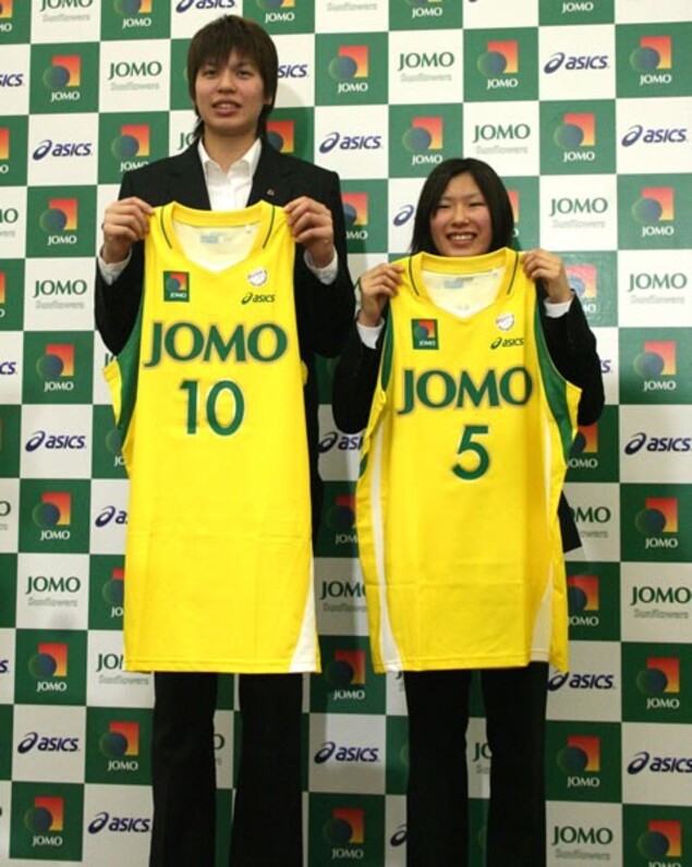 アシックス バスケットボール 日本代表 渡嘉敷来夢選手 実使用ユニフォーム 🇯🇵 赤🔴のユニフォームも好きだけど 白⚪️のユニフォームも好きなん