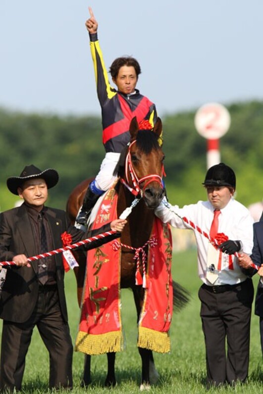 岩田とブリランテの絆、ダービー制覇への濃密な３週間 - スポーツナビ