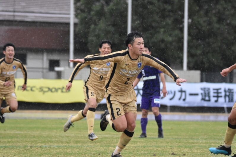 サッカー インカレ びわこ成蹊スポーツ大学が逆転勝利で1回戦突破 スポーツナビ