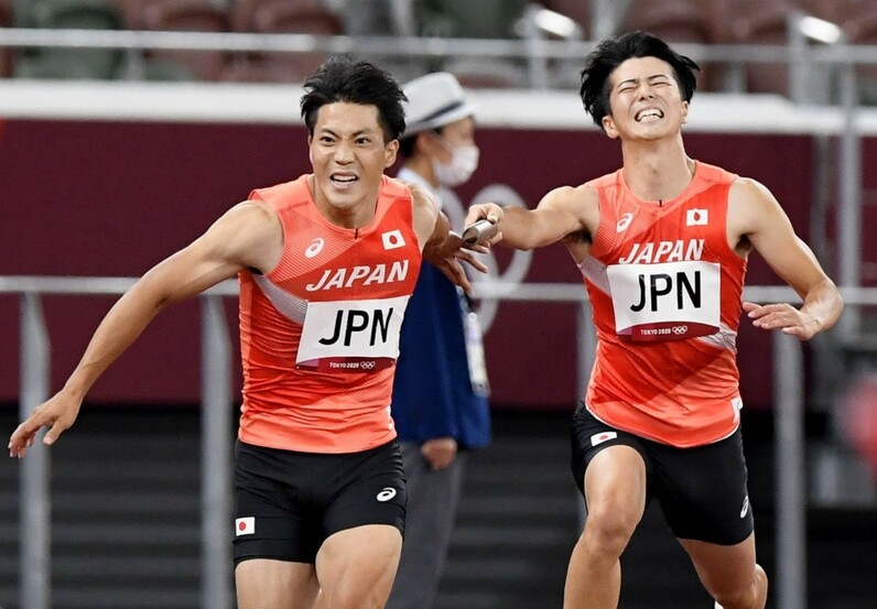 400mリレー 痛恨バトンミス はなぜ 朝原宣治が短距離界の変革を提言 スポーツナビ