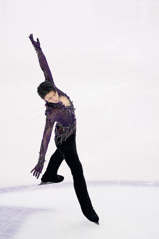 羽生結弦・珠玉のベストショットを厳選 すべてのシーンで絵になる 