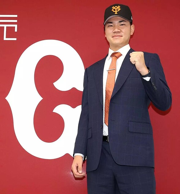 小沼投手が入団会見「強気のピッチングを見てほしい」 スポーツナビ