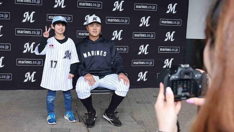 選手との「2ショット写真撮影会」を開催】きょうのパ・リーグ【10月31日】 - スポーツナビ