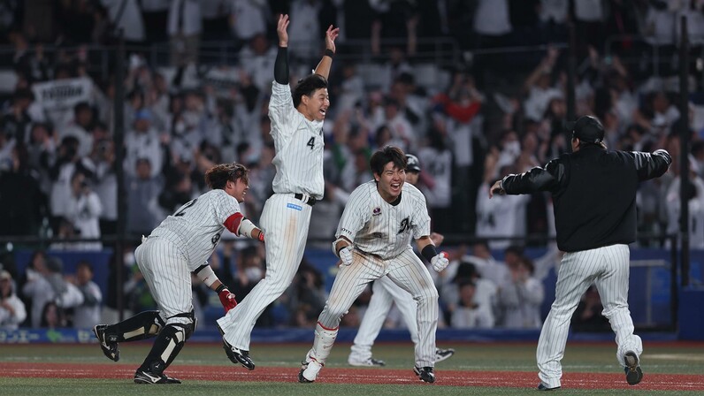 ロッテ 藤岡 人生で一番 集中した打席。勝負の一振りで幕張の奇跡を