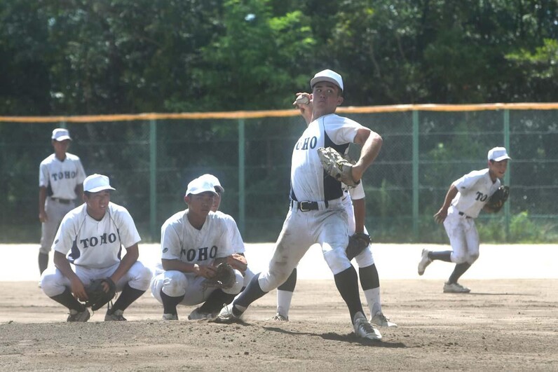敗戦直後から始動した東邦の新チーム 2つの「0-2」から巻き返す