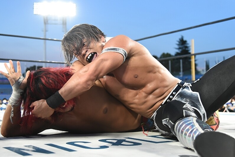 新日本プロレス】逆転の内藤哲也、EVILを撃破し二冠王座奪還