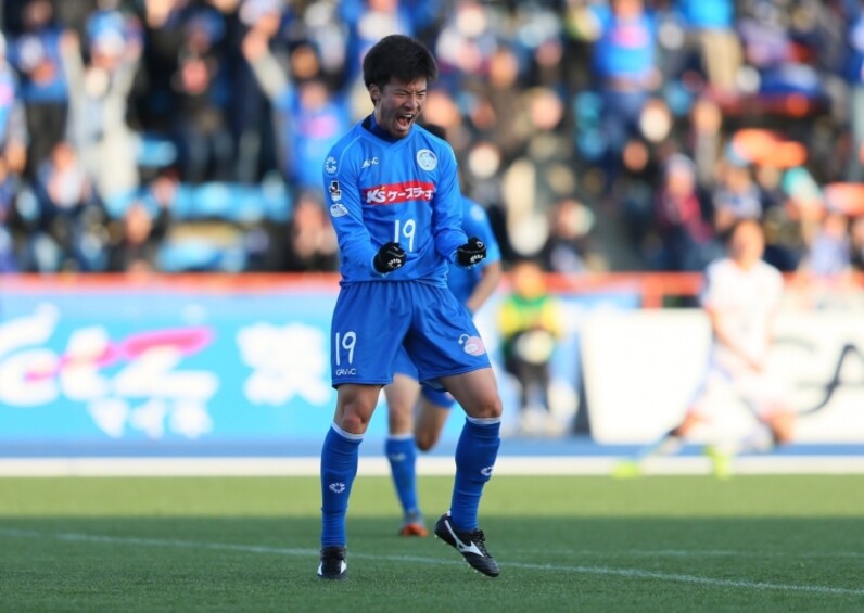 No,40 平野佑一』のユニフォーム購入受付開始! | URAWA RED
