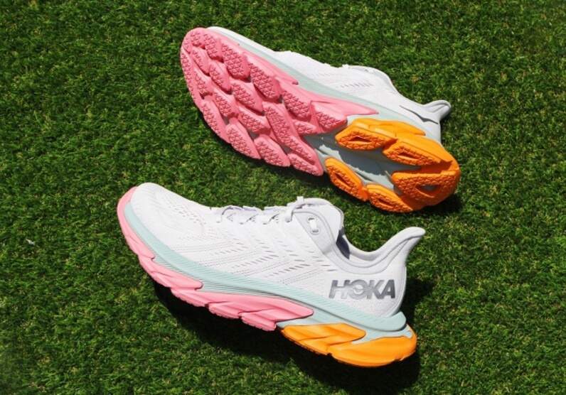 素晴らしい 【値下げ】HOKA 再値下げ ONE チャンピオン ONE 28cm未使用