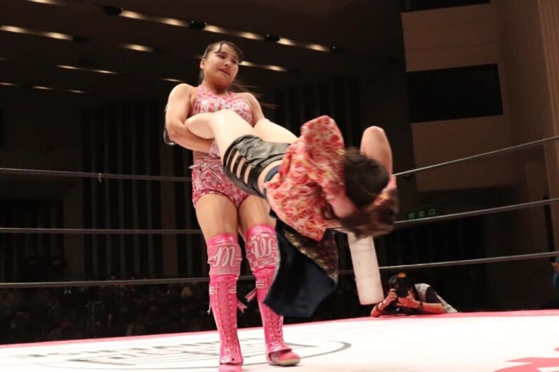 渡辺未詩　アクリルキーホルダー　イラスト　東京女子プロレス 東京女子プロレス】渡辺未詩が鈴芽を破り、IP王座挑戦権を獲得