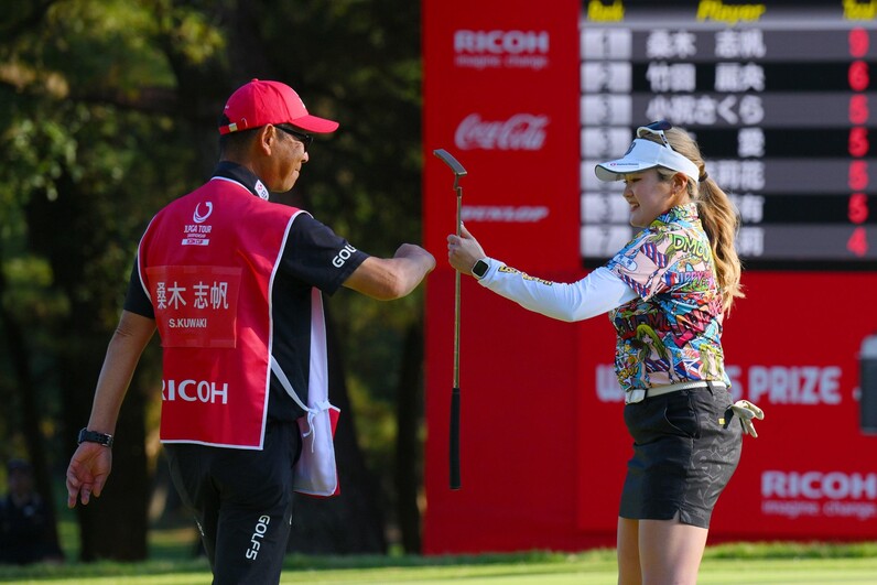 桑木志帆が首位キープ パターネックにも注目 - スポーツナビ