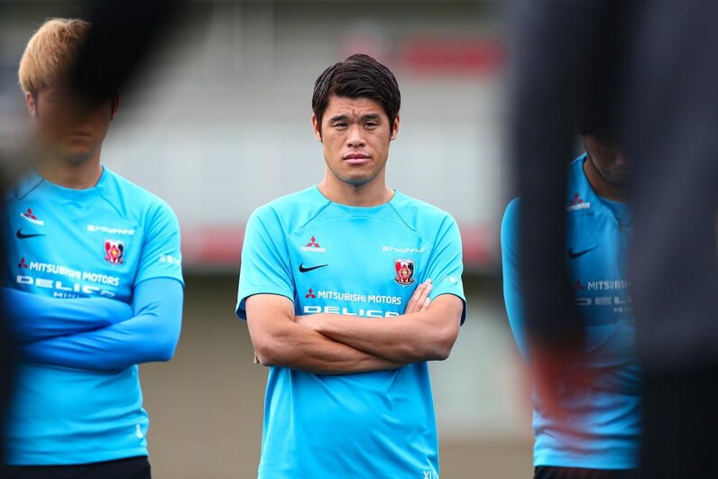 浦和レッズ】レジェンドとも生え抜きとも違う…岩尾憲と酒井宏樹 浦和レッズ】レジェンドとも生え抜きとも違う…岩尾憲と酒井宏樹