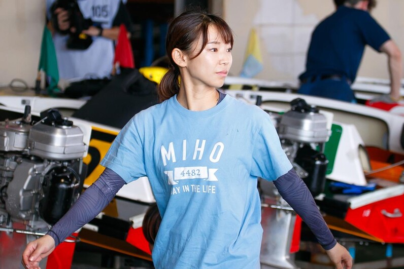守屋美穂　非売品Tシャツ ボートレース ボートレーサー　4482 守屋美穂 非売品Tシャツ ボートレース ボートレーサー 4482