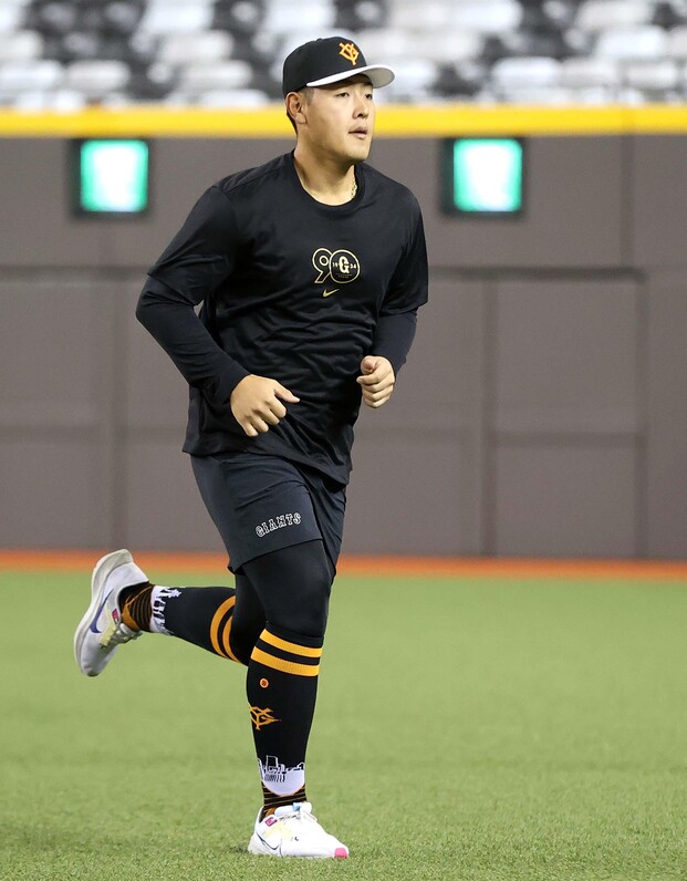 NIKE GIANTS 野球 練習着 黒 読売ジャイアンツ ナイキ ブラックヘザー オーセンティック