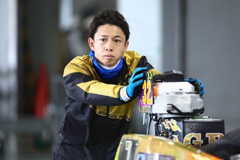 サムライボートサービス 高橋秀樹 | 商談中でした2艇ともにご