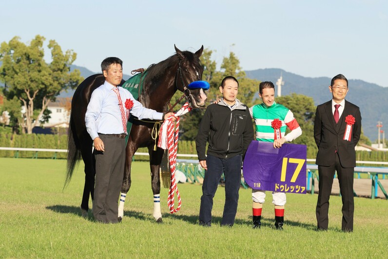 菊花賞】マックイーンの再来、遅れてきた大物ドゥレッツァが世代