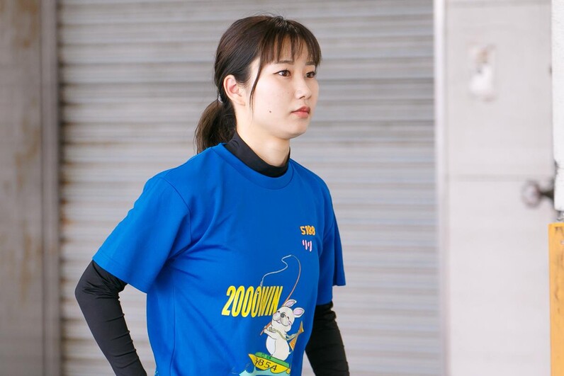 武井莉里佳選手ファンコラボ似顔絵Tシャツ 【ボートレース 競艇】グッズ定番Ｔシャツ の商品購入ページ｜クリエイターのオリジナルグッズ販売のオリラボマーケット