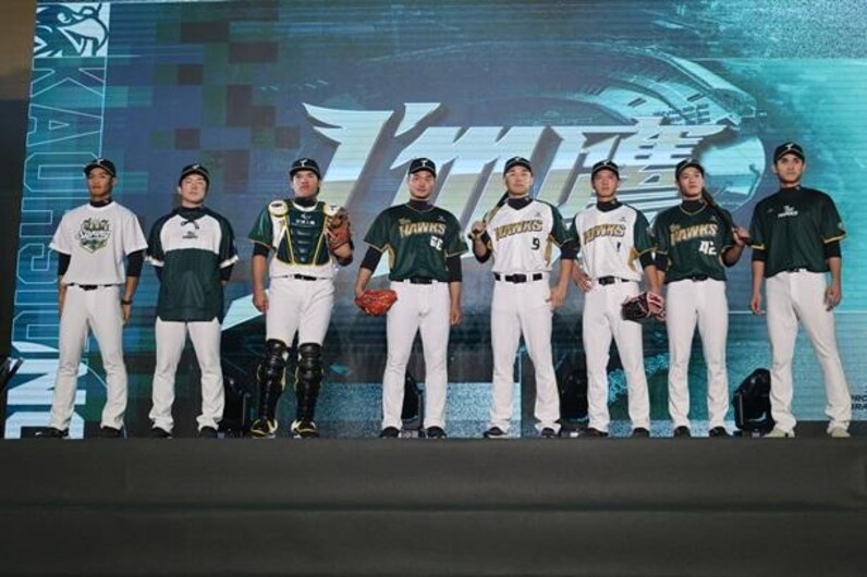 台湾プロ野球だより】今季一軍参入、台鋼ホークスが始動（1） 新