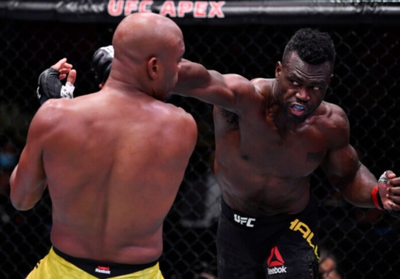 UFC PRIDE フィギュア ヴェラスケス ドスサントス アンデウソンシウバ UFC PRIDE フィギュア ヴェラスケス ドスサントス アンデウソン