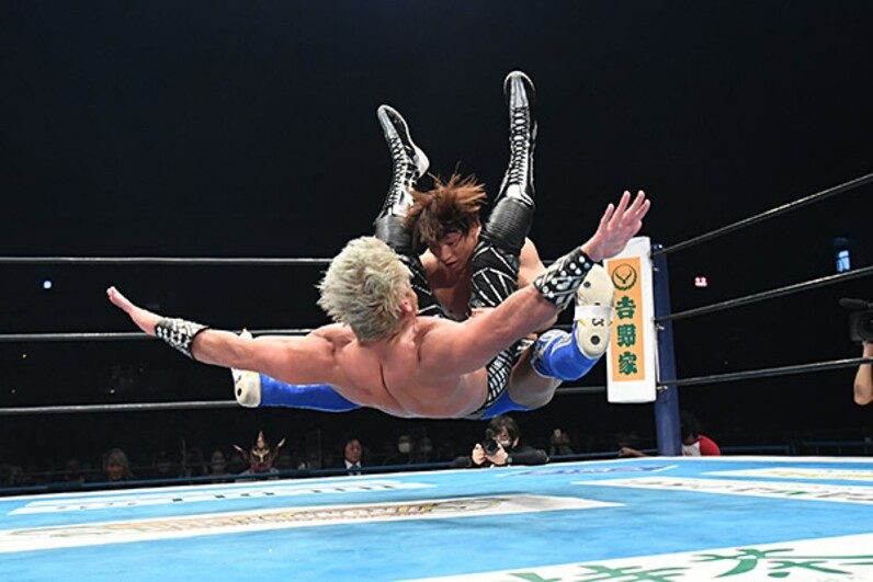 新日本プロレス Sanadaとの激闘を制し飯伏がv2達成 2 11広島結果 スポーツナビ