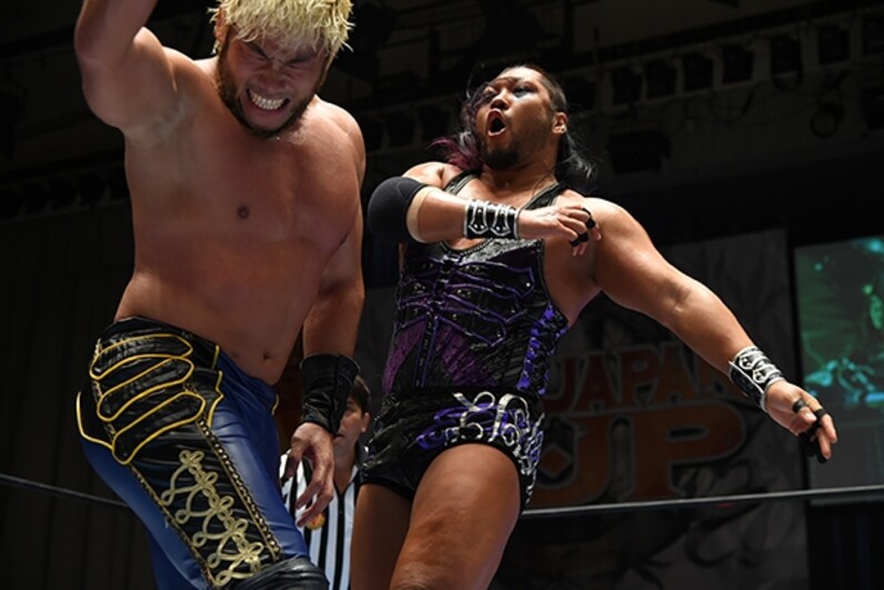 新日本プロレス】ヒロム敗れたり!オカダが変型コブラクラッチで 新日本プロレス】ヒロム敗れたり!オカダが変型コブラクラッチで