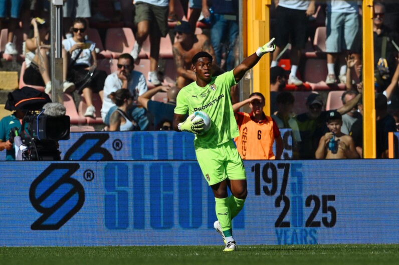 鈴木彩艶　サッカー日本代表　パルマカルチョ1913 退団】GK鈴木彩艶選手 パルマ・カルチョ1913へ完全移籍の