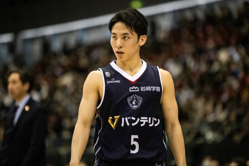ウインターカップ特別企画】河村勇輝の高校時代…指揮官&ライバル ウインターカップ特別企画】河村勇輝の高校時代…指揮官&ライバル