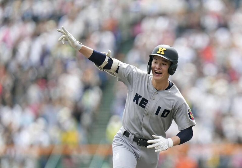 2023夏の全国高校野球　甲子園　慶應義塾高校　丸田湊斗　直筆サイン入り写真A4 2023夏の全国高校野球 甲子園 慶應義塾高校 丸田湊斗 直筆サイン入り
