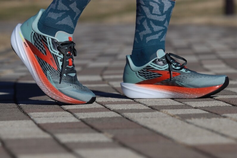 試走程度 BROOKS ブルックス ハイペリオン マックス 28cm Runners Pulse