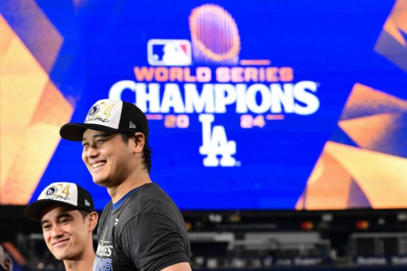 初の大舞台で大谷翔平が見た景色 ドジャースが世界一を決めた「2 初の大舞台で大谷翔平が見た景色 ドジャースが世界一を決めた「2