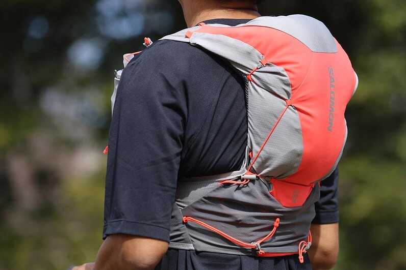 SALOMON ADV SKIN 12 ランニングベスト SALOMON ADV SKIN 12 SET | Runtrip Store