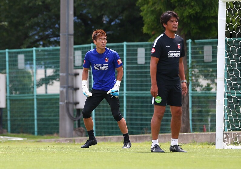 浦和レッズ 西川周作選手 600試合記念ユニ 西川周作J1リーグ600