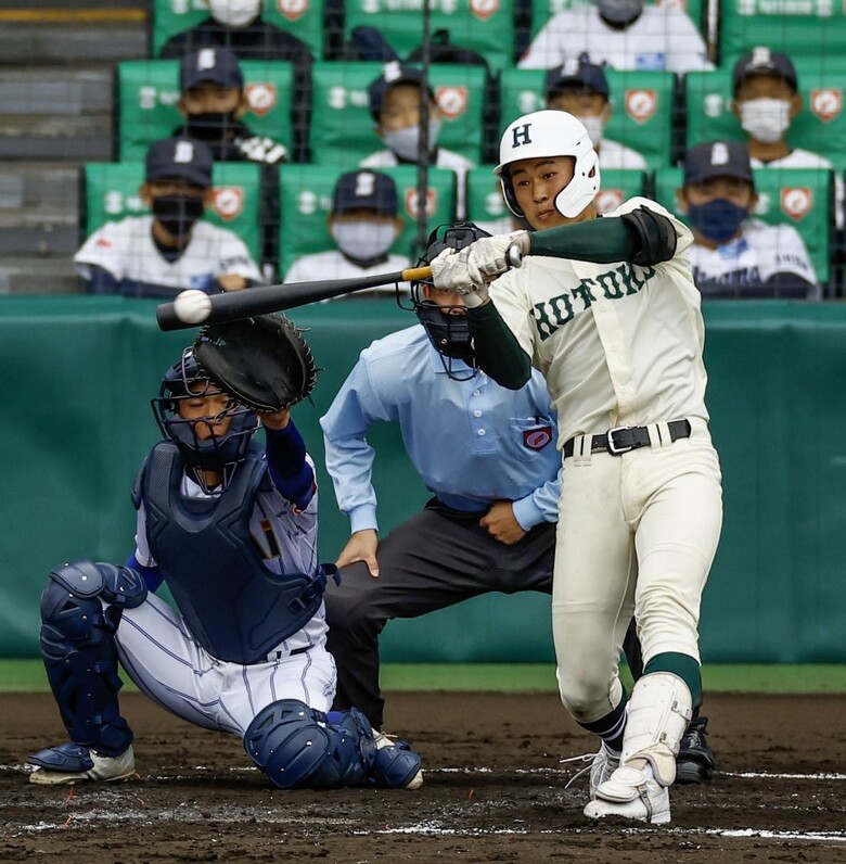 高校野球「プレーヤーランキング」兵庫編 強肩捕手の堀、二刀流の坂井、さらに2年生のスター候補も - スポーツナビ