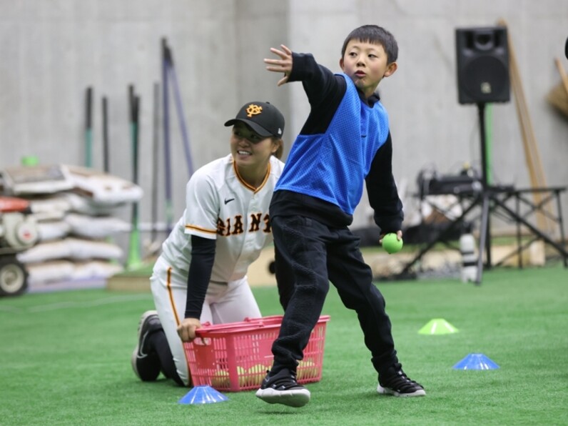 birdog 球技大会　　トリ軍　ユニホーム　テオくん　4番 birdog 球技大会 トリ軍 ユニホーム テオくん 4番 北海道日本
