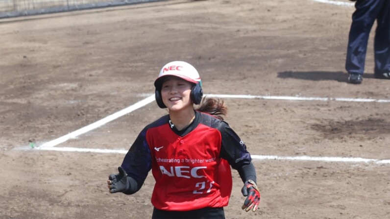 坂本彩音の一打でｎｅｃプラットフォームズが2連勝 スポーツナビ
