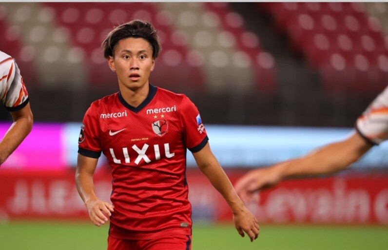 鹿島アントラーズ2022ユニフォーム☆10荒木遼太郎選手 - フットサル