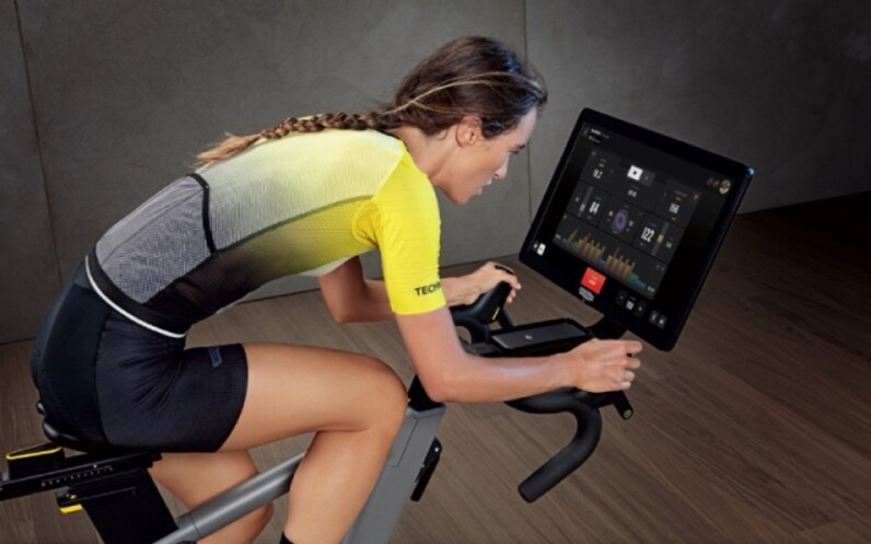 テクノジム】家庭用・業務用で活用可能なインドアバイク「Technogym