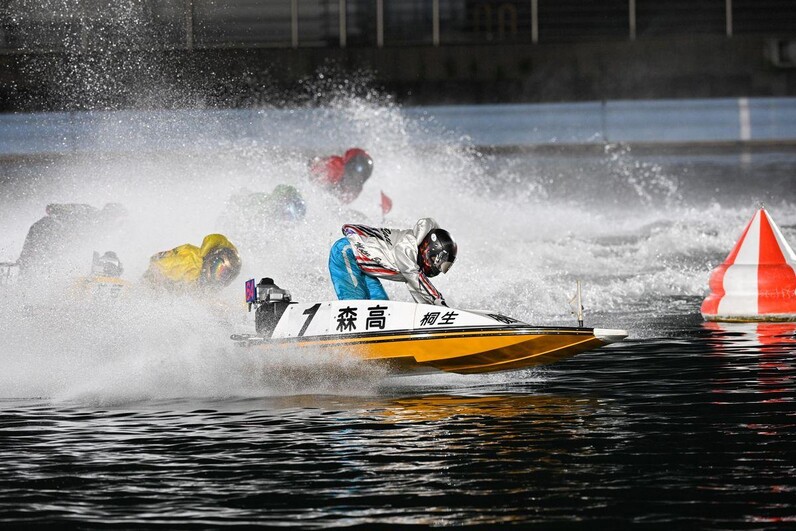 マスターズチャンピオン上平真二選手のボートレース専用プロペラ ボートレースライブ】桐生プレミアムG1 第26回マスターズ