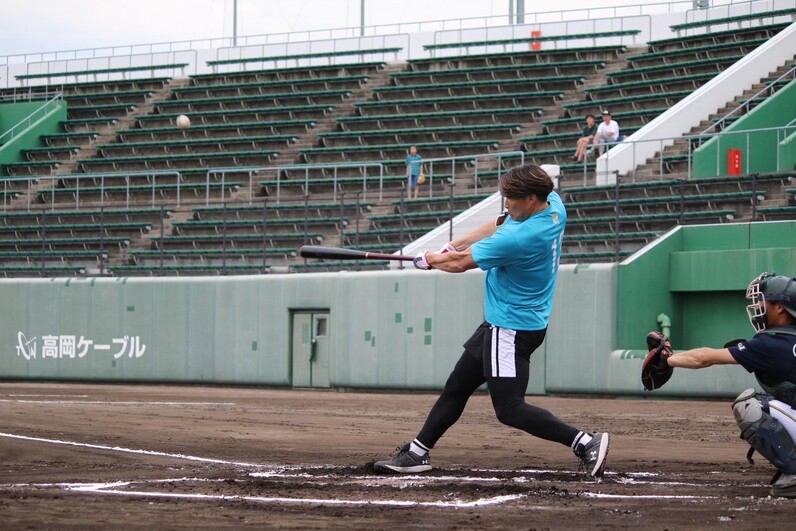 糸井嘉男さん、久々のバットスイング⁉︎ ホームラン競争へも