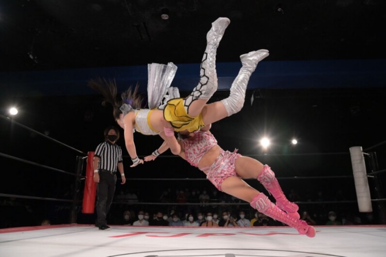 東京女子プロレス渡辺未詩アクスタ - メルカリ