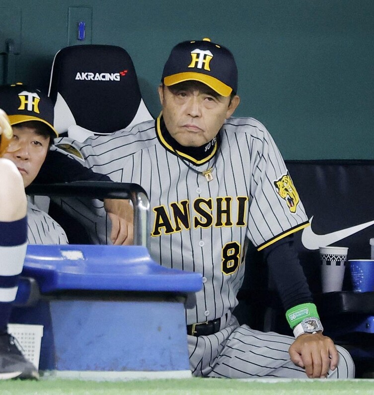 元プロ野球選手も納得！新作スパイクを赤星さんがレビュー